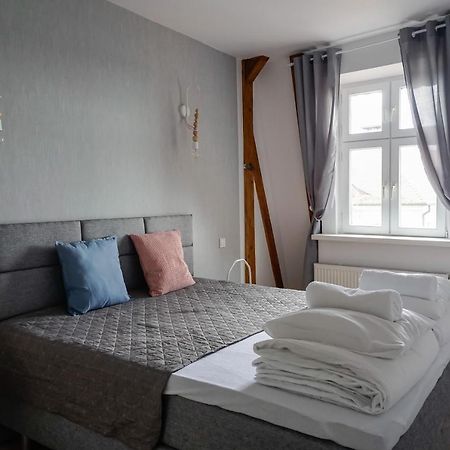 Apartamenty Torunskie Pod Krzywa Wieza Eksteriør bilde