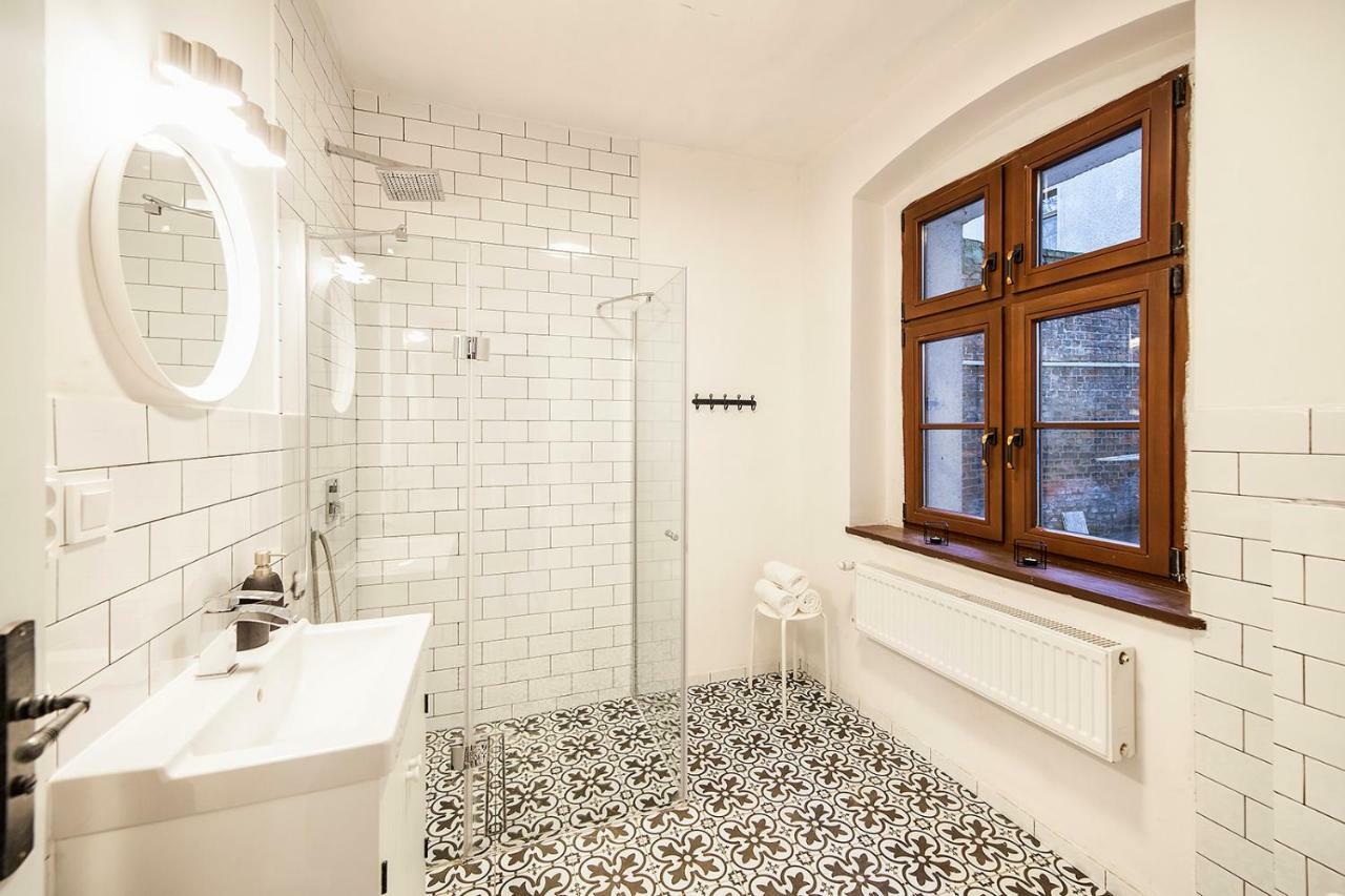 Apartamenty Torunskie Pod Krzywa Wieza Eksteriør bilde