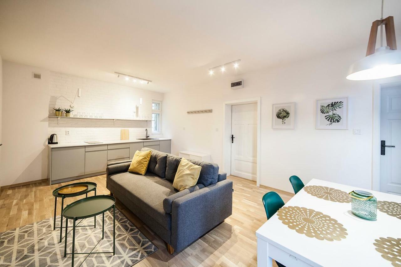 Apartamenty Torunskie Pod Krzywa Wieza Eksteriør bilde