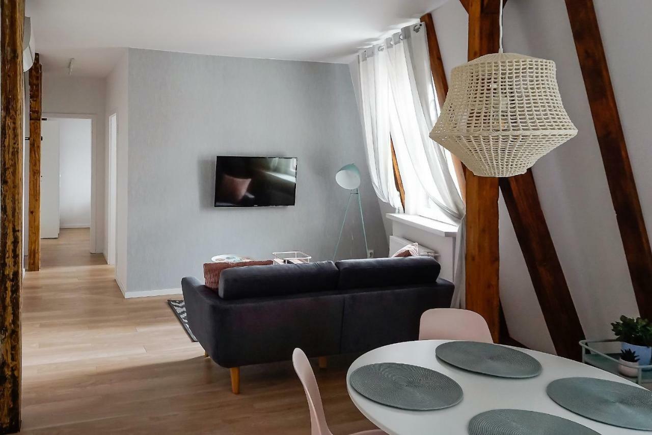 Apartamenty Torunskie Pod Krzywa Wieza Eksteriør bilde