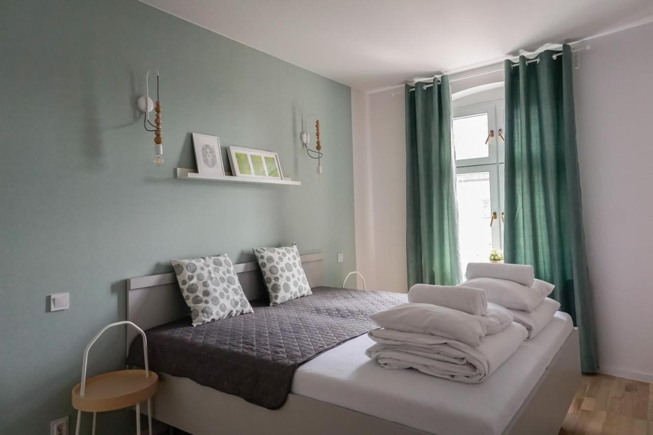 Apartamenty Torunskie Pod Krzywa Wieza Eksteriør bilde